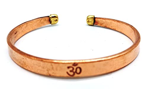 AB India Crafts Handgefertigtes Kupfer Armband Mantra Om Aum Symbol mit Schmuckbeutel von AB India Crafts