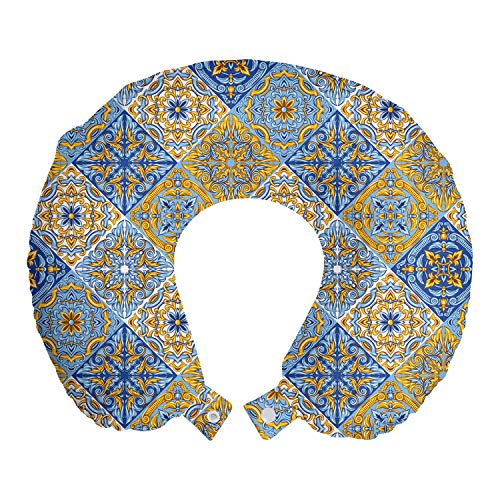 ABAKUHAUS Antique Oriental Reisekissen Nackenstütze, Vibrant Azulejo, Schaumstoff Reiseartikel für Flugzeug und Auto, 30x30 cm, Violet Blue Bernstein von ABAKUHAUS