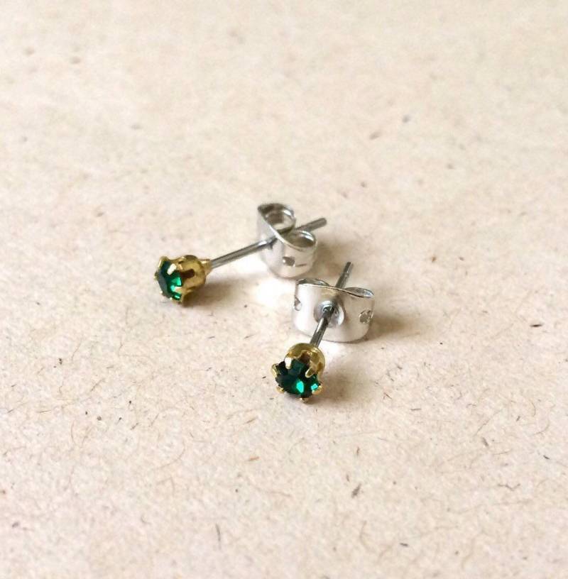 Smaragd Vintage Edelstein Ohrstecker Smaragd Vintage Edelstein Ohrstecker von ABRIDGMENT