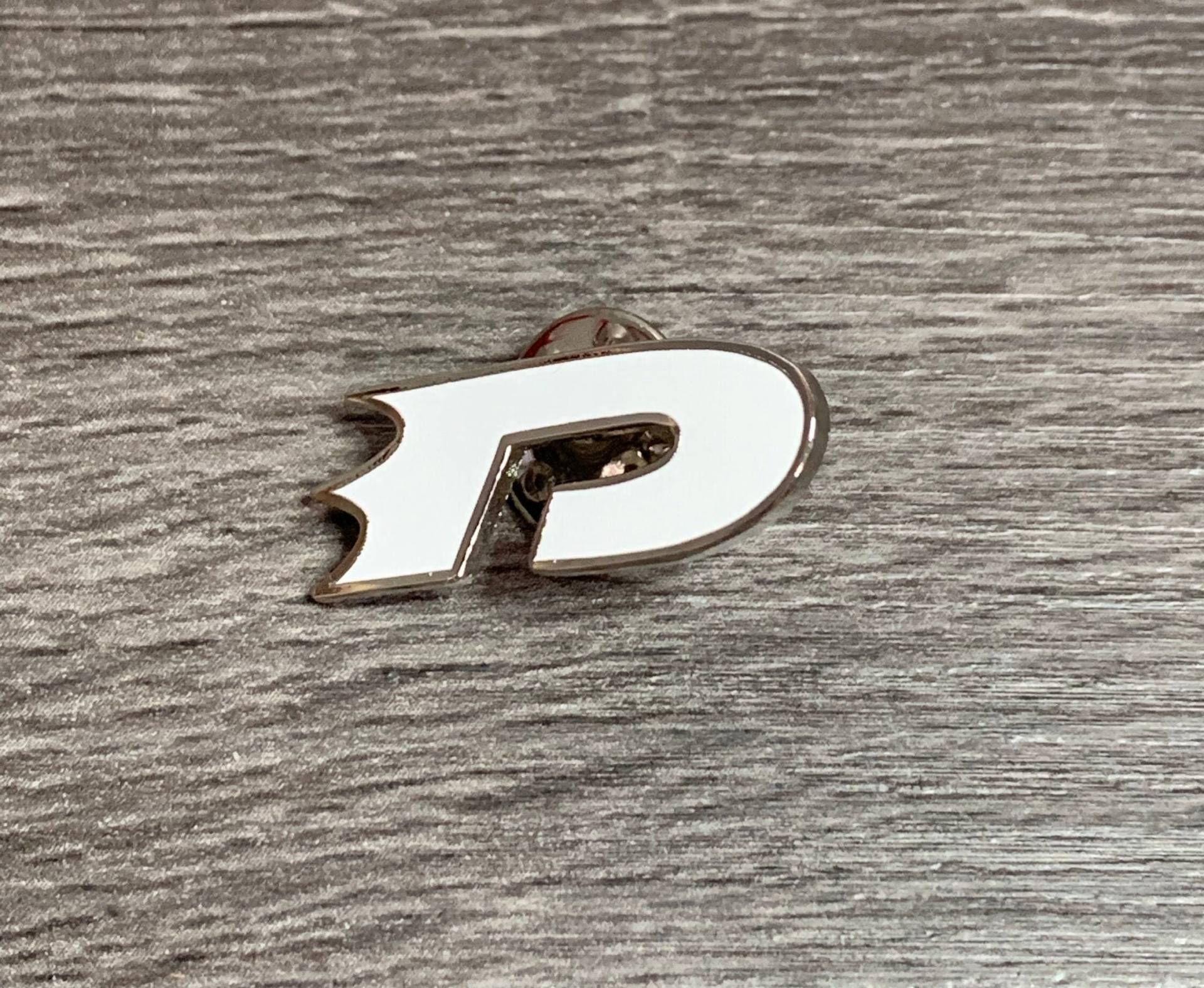 Danny Phantom - Dp Nickelodeon Pin Logo Enamel Design von ACENOVELTY
