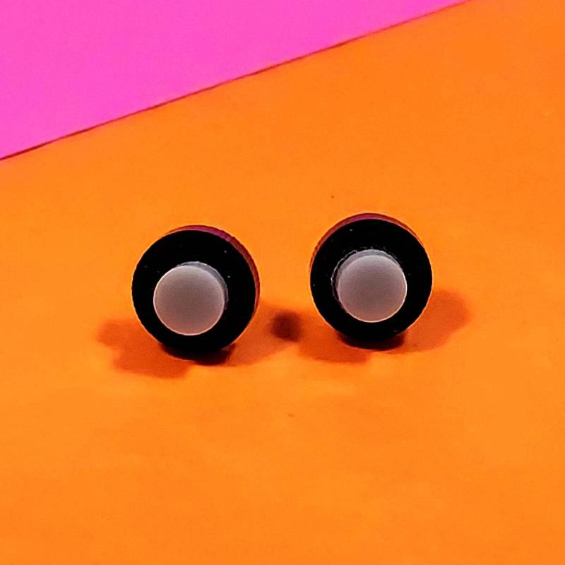 Top Hut. Layered Circle Acryl Ohrstecker Für Männer Und Frauen von ACRYLIQ