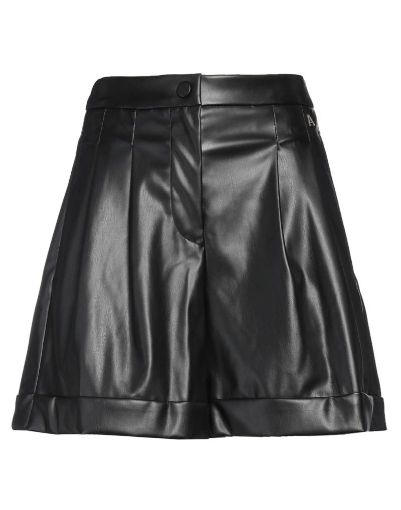 ACTITUDE by TWINSET Shorts & Bermudashorts Damen Schwarz von ACTITUDE by TWINSET