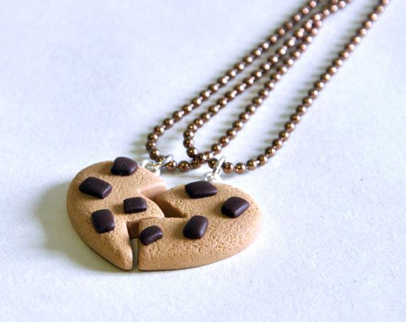 Bff Chocolate Chip Cookie - Freundschaftskette | 2 Stück Halb Gebrochenes Herz Aus Polymer Clay von AColorfulMind