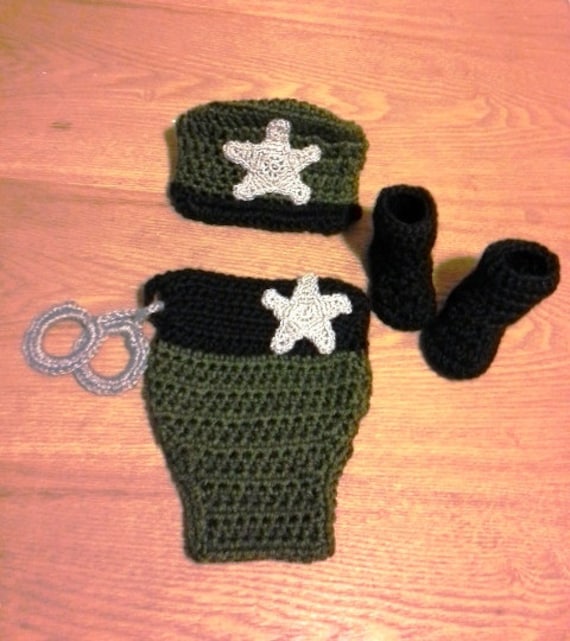 Baby Sheriff Officer Set von ACrochetDesigns