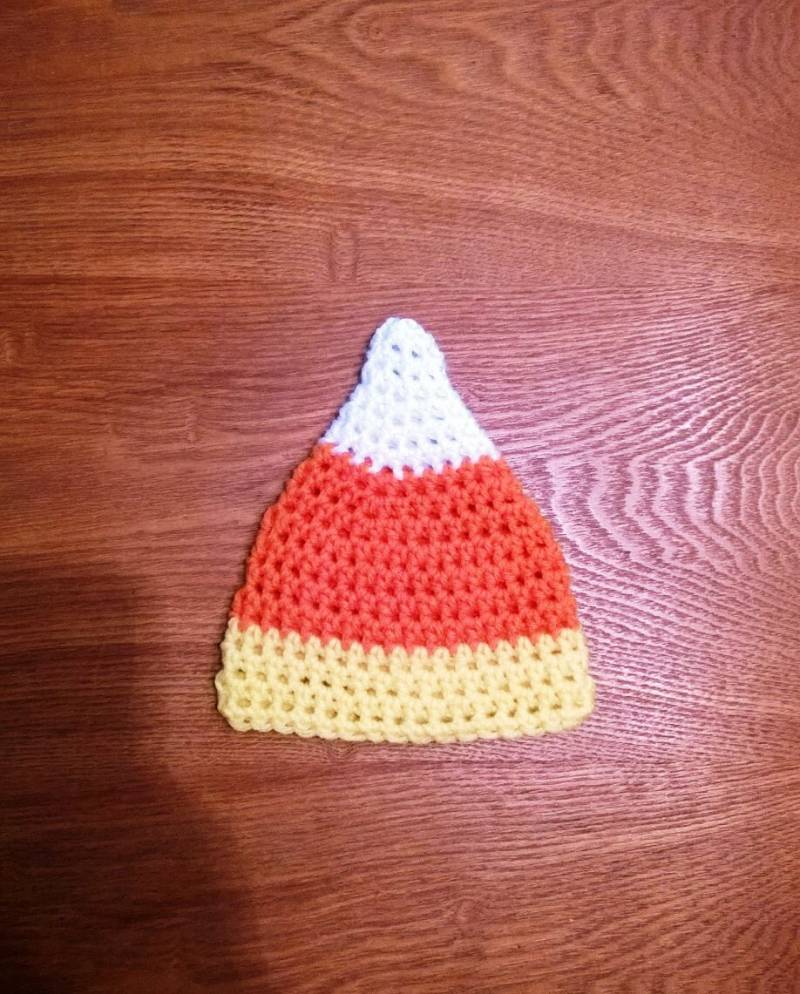 Candy Corn Hut von ACrochetDesigns
