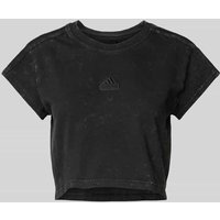 ADIDAS SPORTSWEAR Cropped T-Shirt mit Label-Stitching in Black, Größe S von ADIDAS SPORTSWEAR
