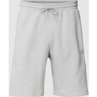 ADIDAS SPORTSWEAR Shorts mit Allover-Label-Print in Hellgrau, Größe L von ADIDAS SPORTSWEAR