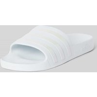 ADIDAS SPORTSWEAR Slides mit Label-Detail Modell 'ADILETTE AQUA' in Silber, Größe 38 ADIDAS SPORTSWEAR Slides mit Label-Detail Modell 'ADILETTE AQUA' in Silber, Größe 38 von ADIDAS SPORTSWEAR