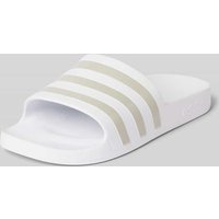 ADIDAS SPORTSWEAR Slides mit Label-Details Modell 'ADILETTE AQUA' in Weiss, Größe 37 ADIDAS SPORTSWEAR Slides mit Label-Details Modell 'ADILETTE AQUA' in Weiss, Größe 37 von ADIDAS SPORTSWEAR