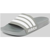 adidas Sportswear Slides mit Label-Print Modell 'ADILETTE SHOWER' in Mittelgrau, Größe 9 adidas Sportswear Slides mit Label-Print Modell 'ADILETTE SHOWER' in Mittelgrau, Größe 9 von adidas Sportswear