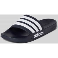 ADIDAS SPORTSWEAR Slides mit labeltypischen Streifen Modell 'ADILETTE SHOWER' in Marine, Größe 40 2/3 von ADIDAS SPORTSWEAR