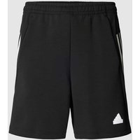 ADIDAS SPORTSWEAR Sportshorts mit Label-Badge in Black, Größe L von ADIDAS SPORTSWEAR