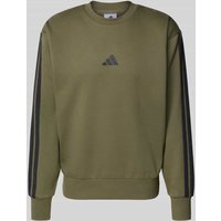 ADIDAS SPORTSWEAR Sweatshirt mit Logo und Rundhalsausschnitt in Oliv, Größe XXL ADIDAS SPORTSWEAR Sweatshirt mit Logo und Rundhalsausschnitt in Oliv, Größe XXL von ADIDAS SPORTSWEAR