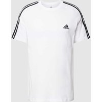 ADIDAS SPORTSWEAR T-Shirt mit Label-Stitching in Weiss, Größe M von ADIDAS SPORTSWEAR