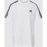 ADIDAS SPORTSWEAR T-Shirt mit Label-Stitching in Weiss, Größe L von ADIDAS SPORTSWEAR