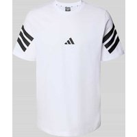ADIDAS SPORTSWEAR T-Shirt mit Logo und Rundhalsausschnitt in Weiss, Größe XL ADIDAS SPORTSWEAR T-Shirt mit Logo und Rundhalsausschnitt in Weiss, Größe XL von ADIDAS SPORTSWEAR