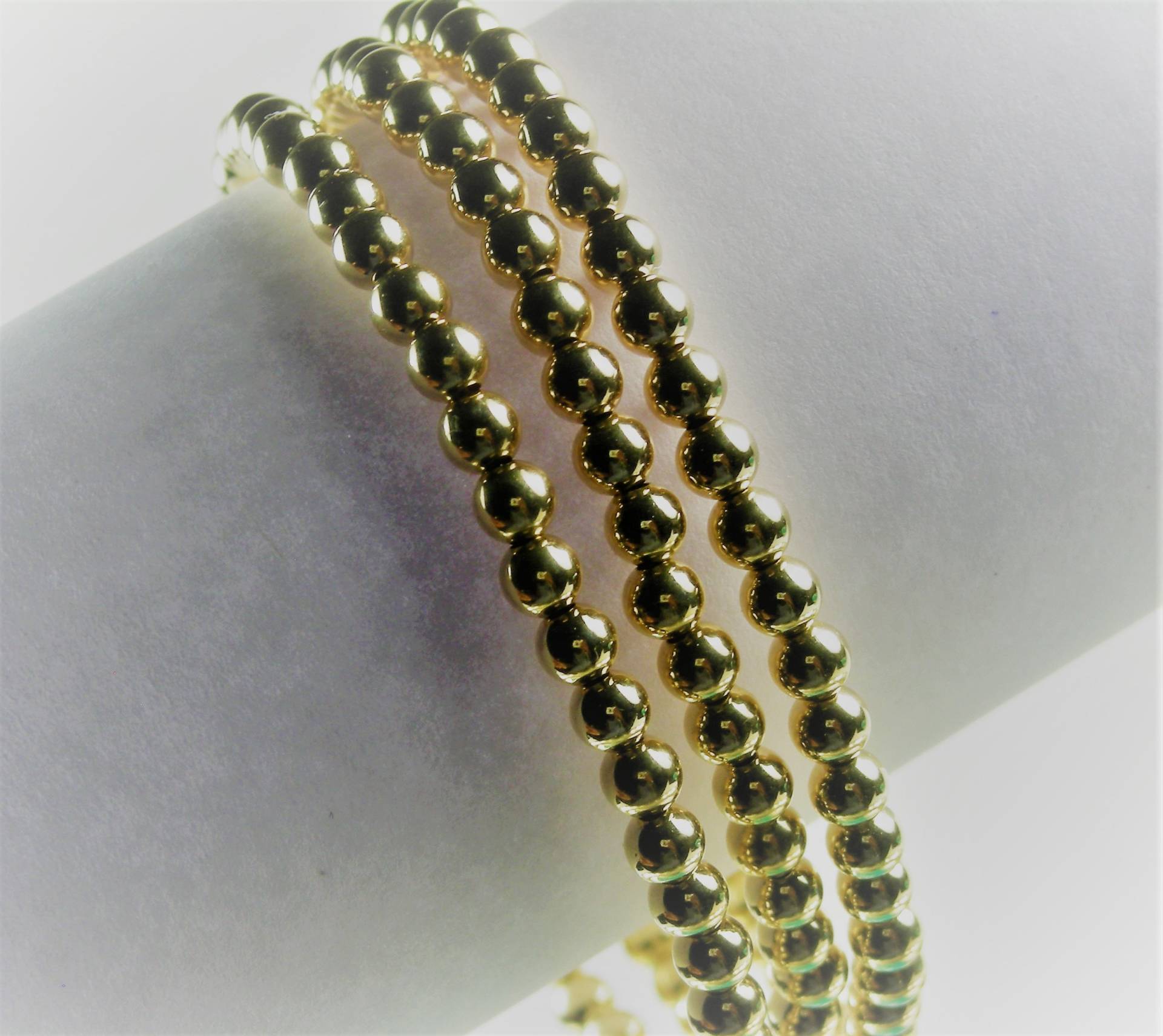 14K Gold Filled Armbänder 4mm Perlen Stretch | 1 Armband 14K Gold Filled Armbänder 4mm Perlen Stretch | 1 Armband von ADORNMENTSCOLLECTION
