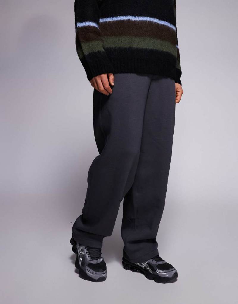 ADPT - Jogginghose in Grau mit Ballon-Schnitt von ADPT