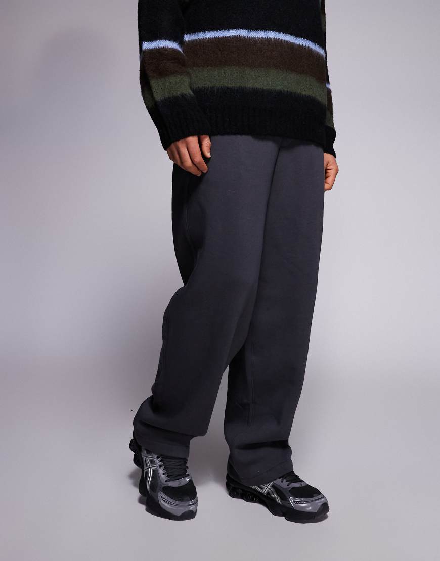 ADPT - Jogginghose in Grau mit Ballon-Schnitt von ADPT