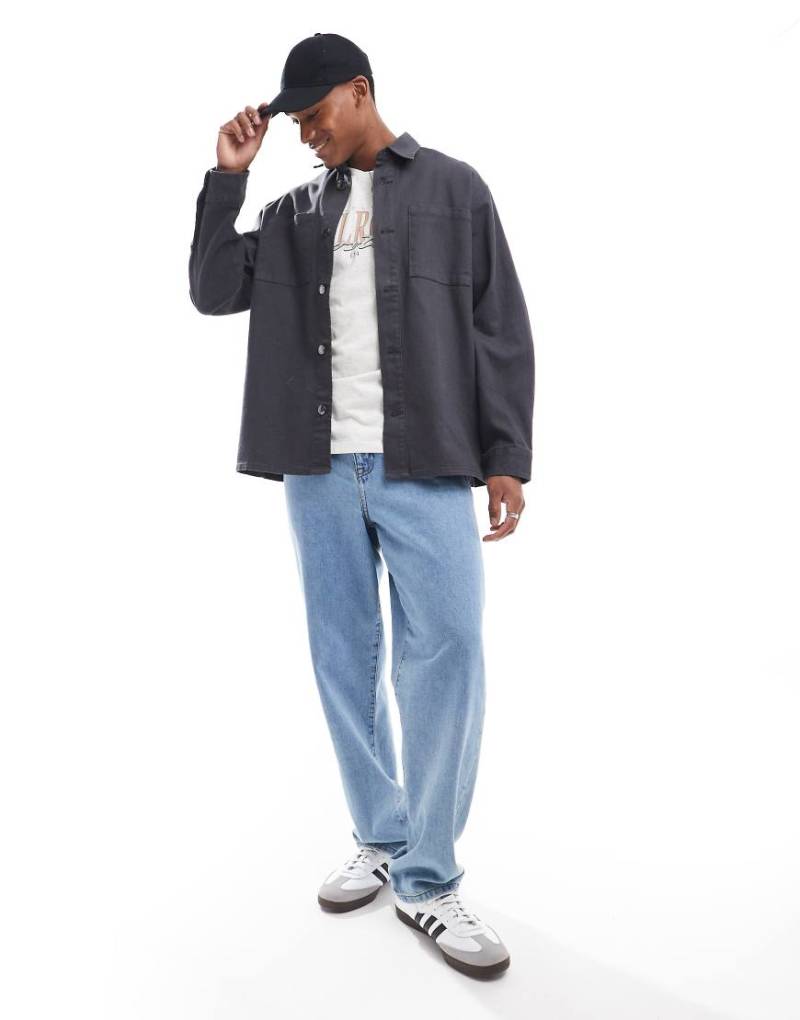 ADPT - Oversize-Hemdjacke aus Twill in Dunkelgrau von ADPT