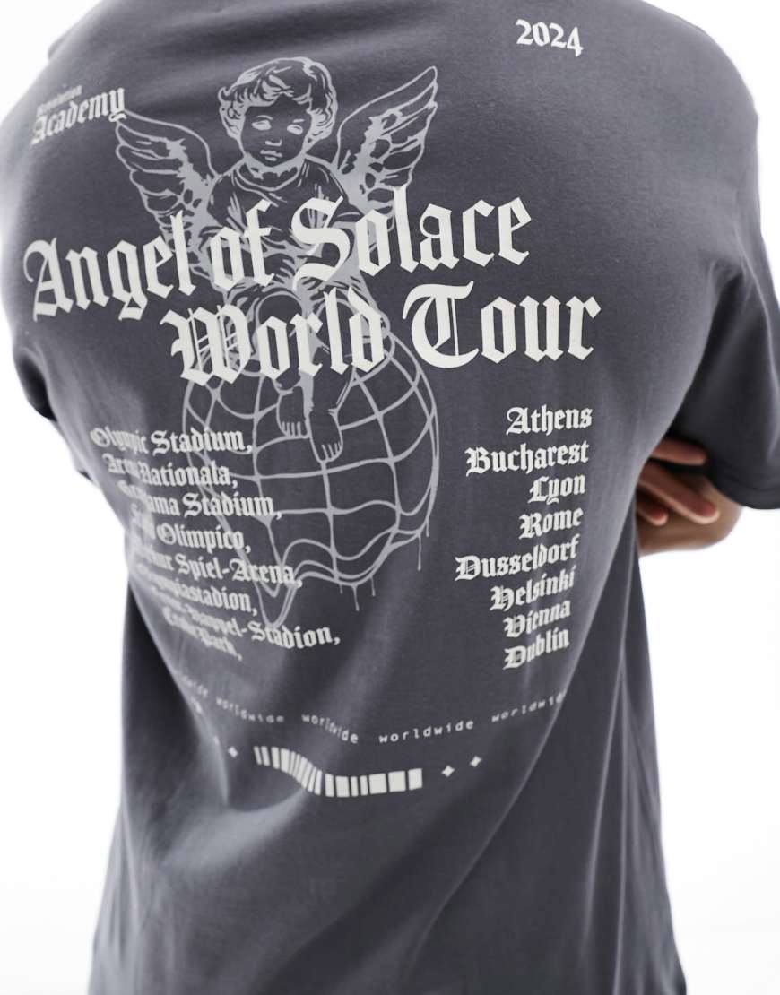 ADPT - Oversize-T-Shirt in Dunkelgrau mit „Angel of Solace"-Rückenprint von ADPT