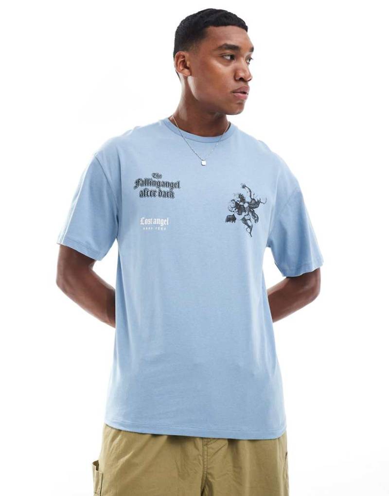 ADPT - Oversize-T-Shirt in verwaschenem Pastellblau mit Brustprint von ADPT