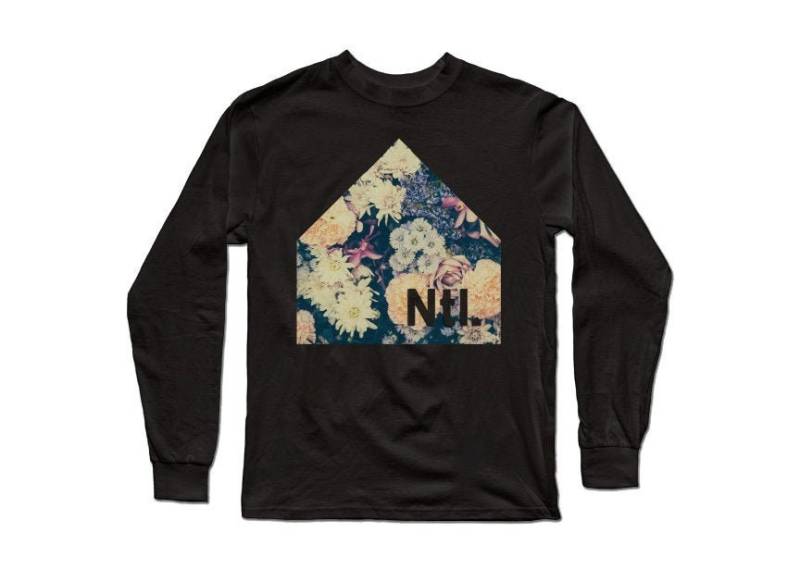 The National Langarm Blumen Unisex Tshirt - Fan Merch The National Langarm Blumen Unisex Tshirt - Fan Merch von ADZdesigns