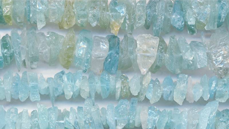 Hochwertige Aquamarin Chips. 2 Grössen von ADadornments