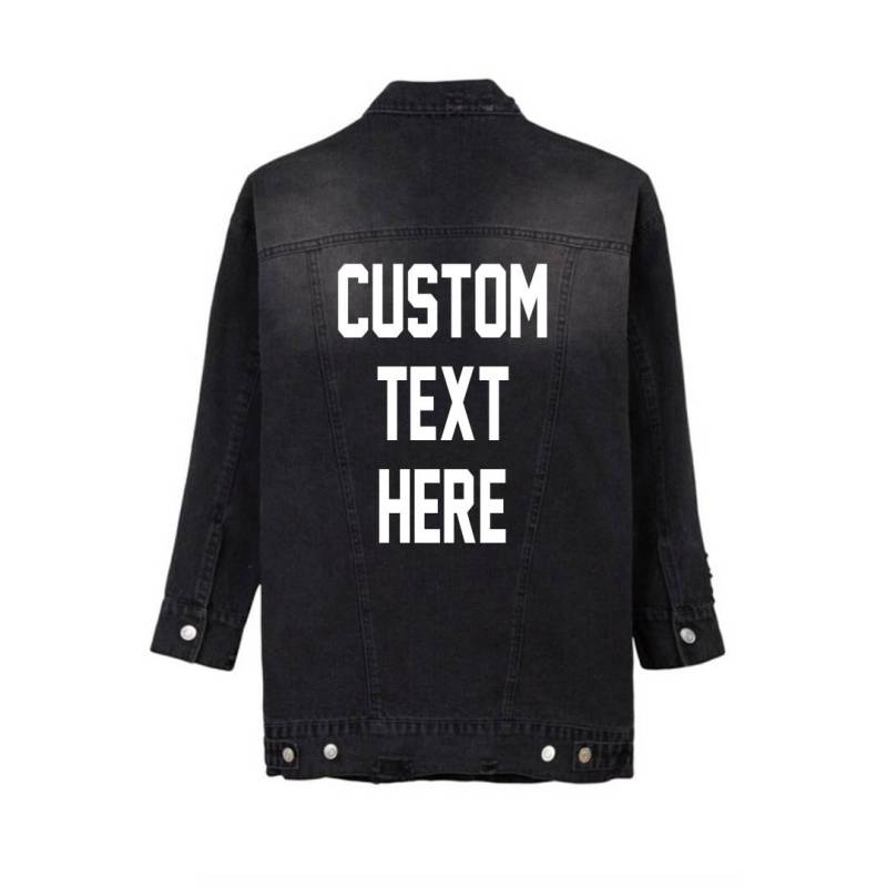 Benutzerdefinierter Text Lange Übergroße Schwarze Jeansjacke Vintage Inspirierte Und Distressed Oberbekleidung Jacke Custom Longline Black Denim von ADashofChic