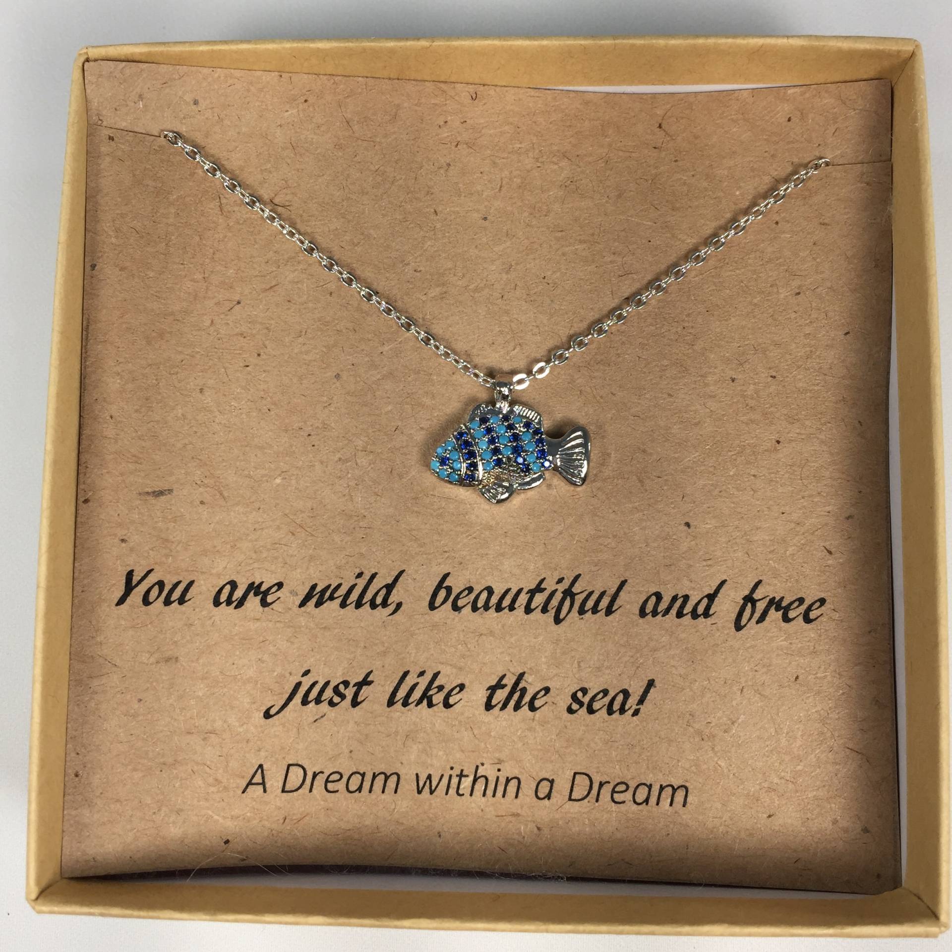 Fisch, Halskette, Naturschmuck, Ocean Schmuck, Edelstein-Fisch-Halskette, Kleine Meerjungfrau Kette, Ariel Zierlichen Schmuck von ADreamWithinaDreamCo