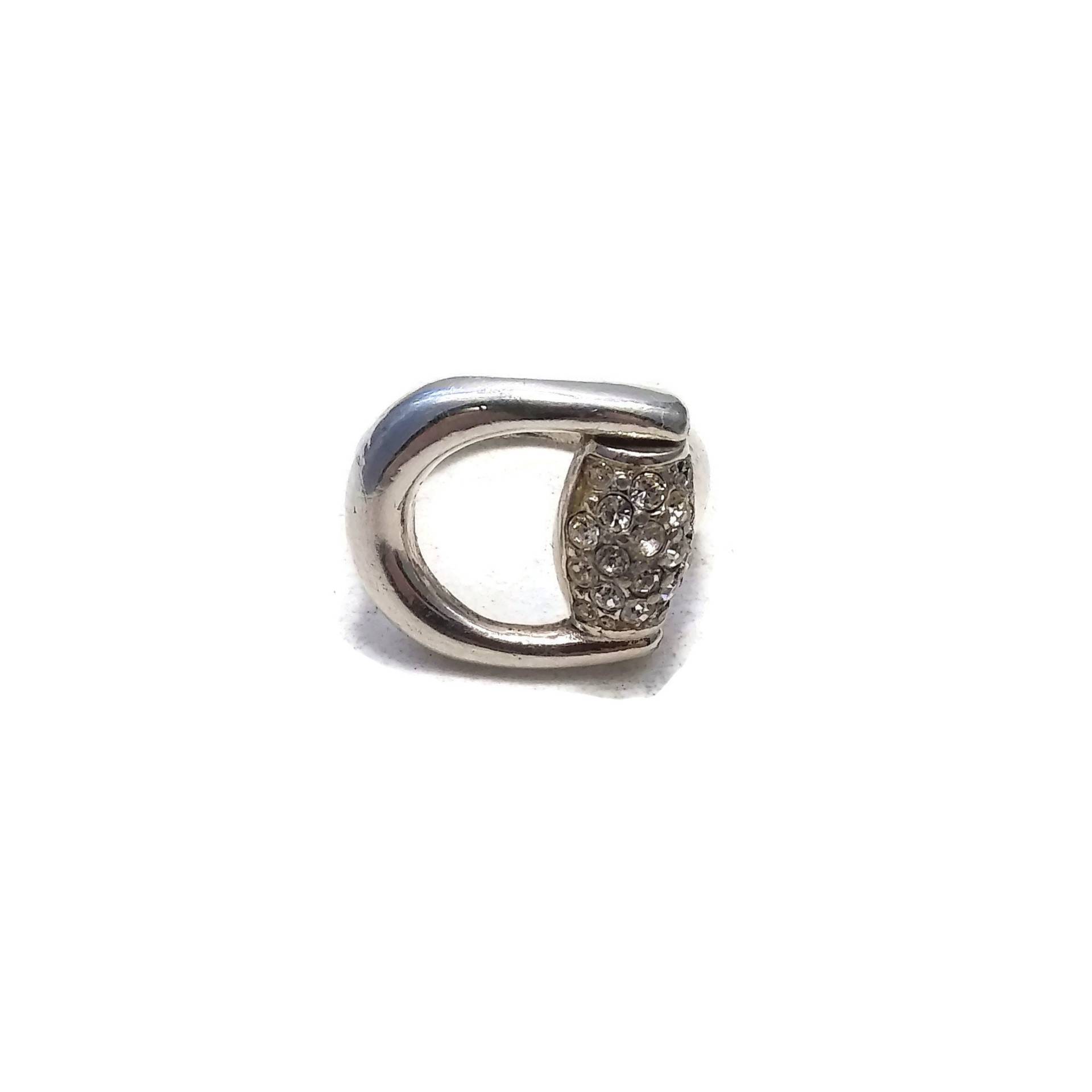 Adrian Buckley Pave Collection, Attraktiver Vintage Silberton Und Crystal Clear Strassschnallenring, Unsignierter Ring von ADreamersCarnival