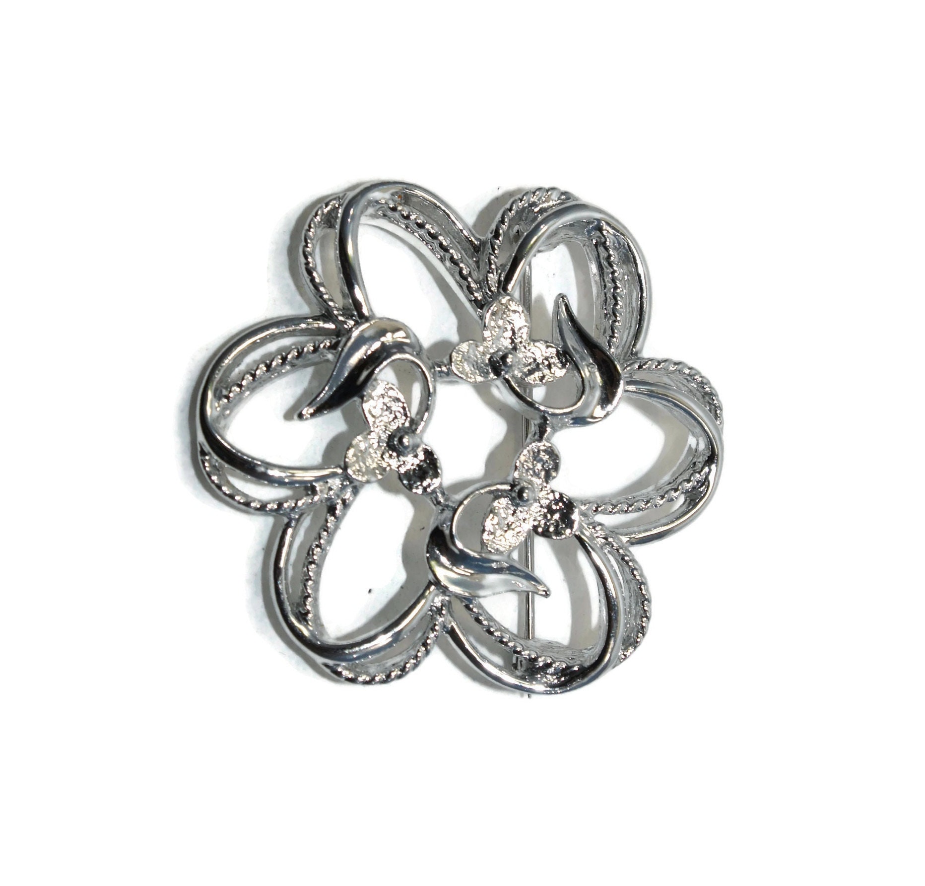 Sarah Coventry Vintage Silber Ton Blumenkranz Stil Brosche. Hallmark von ADreamersCarnival