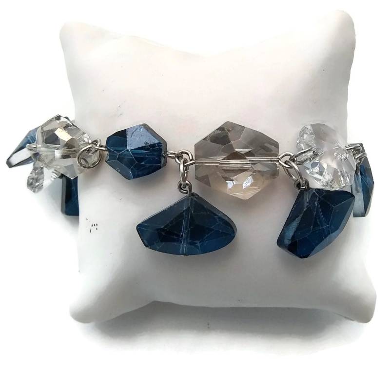 Vintage Silber Ton Saphir Blau Und Kristall Klares Glas Perlen Link-Armband, Karabinerverschluss. Baumelnde Stationäre Perlen von ADreamersCarnival