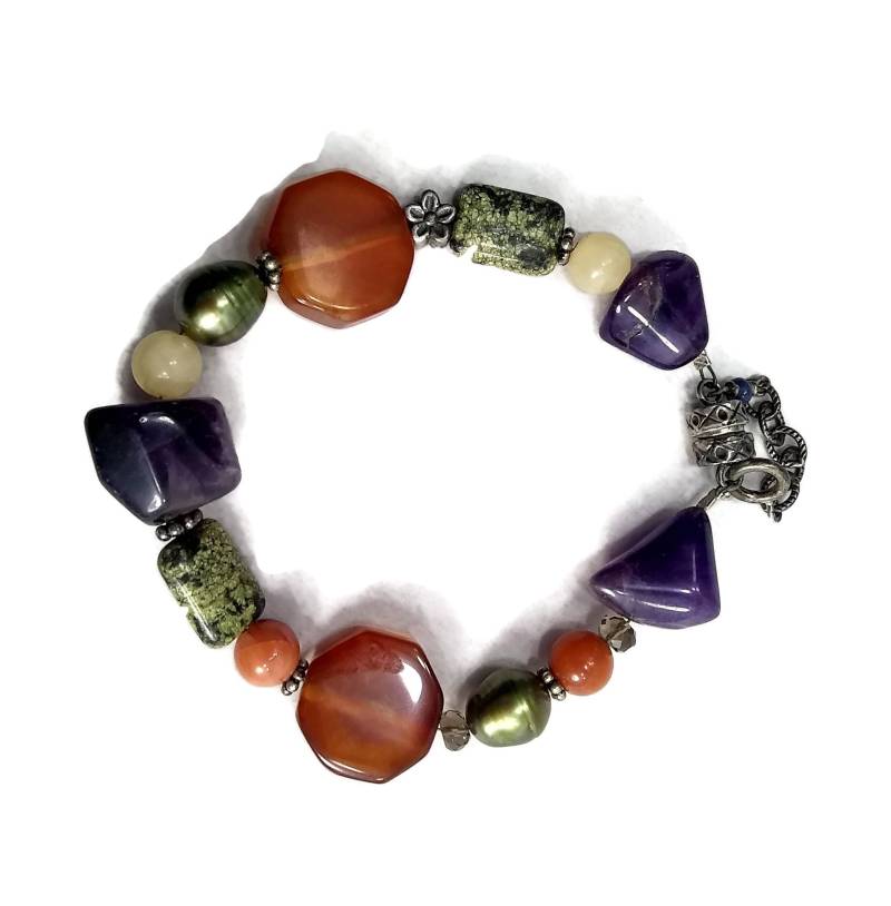 Vintage Sterling Silber Und Amethyst, Grüne Perle, Karneol Achat Steine Perlen 7-Zoll-Armband Mit Magnet - Federringverschlüssen von ADreamersCarnival