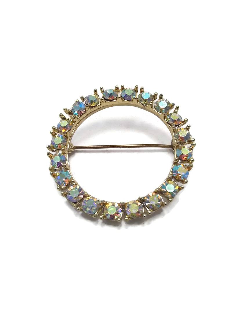 Wunderschöne Vintage Gold Ton Kreis Pin Brosche Mit Aurora Borealis Strasssteinen. Strahlenkranz Brosche. Revers, Schal, Anstecknadel. Schmucknadel von ADreamersCarnival