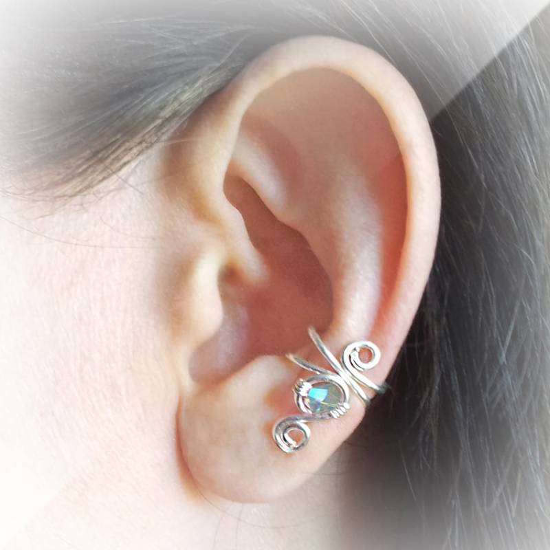 Silber Ohr Cuff Swarovski Kristall Chrysolit Versilbert Wrap von AEHandmadeJewellery