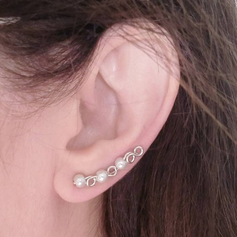 Silber Ohr Kletterer Sweep Weiße Perlen von AEHandmadeJewellery