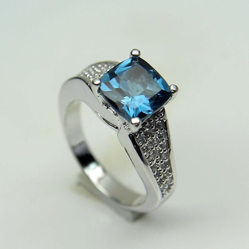 Aaa + London Blauer Topas Ring-November Birthstones Ring-Handmade Silber Ring-Designer Ring-Natürliche Ring-Gifted Ring von AFGEMSNJEWELLERY
