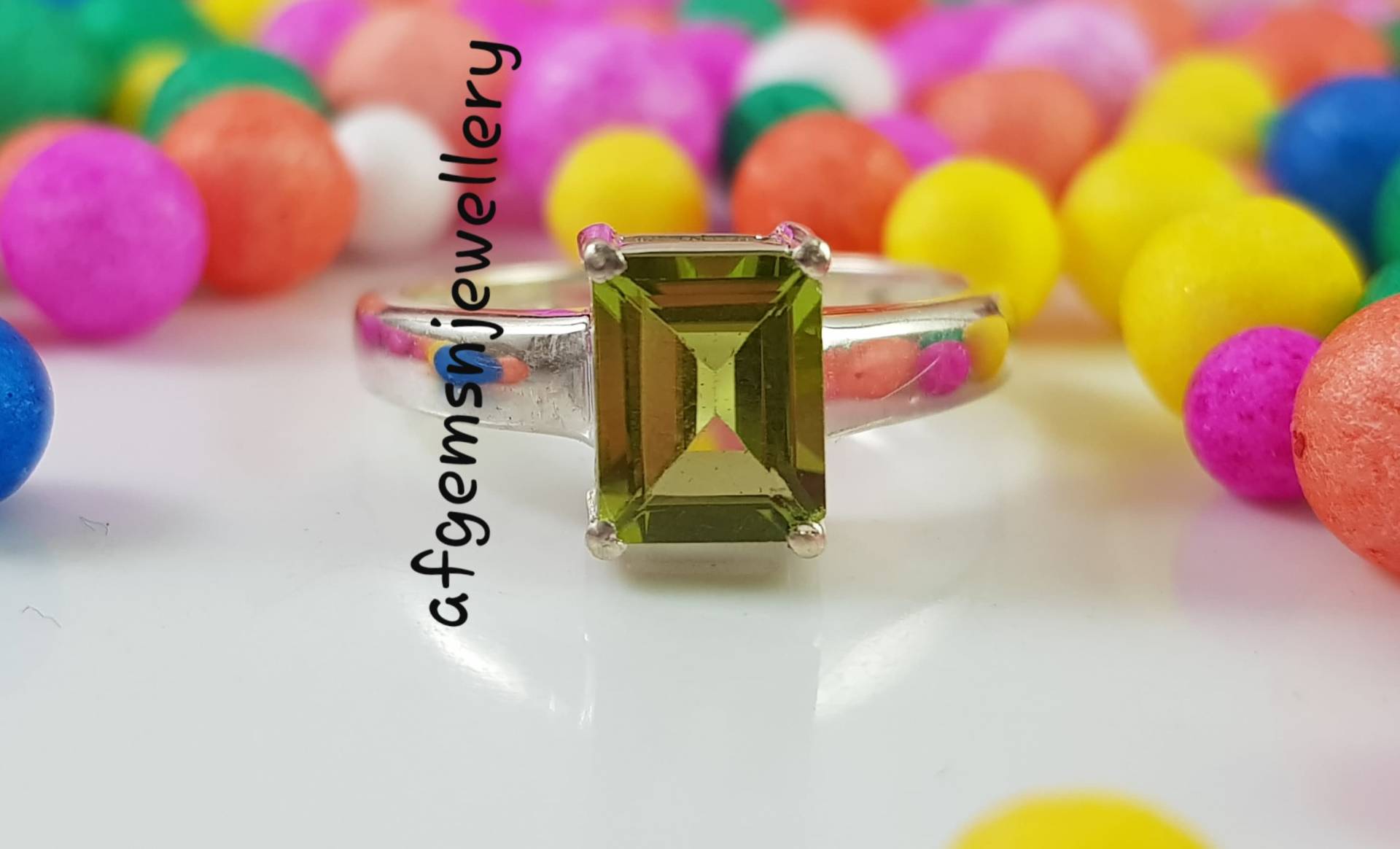 Natürliche Peridot Ring Grün Edelstein Für Frauen August Birthstone Sterling Silber Solitär Verlobungsring von AFGEMSNJEWELLERY