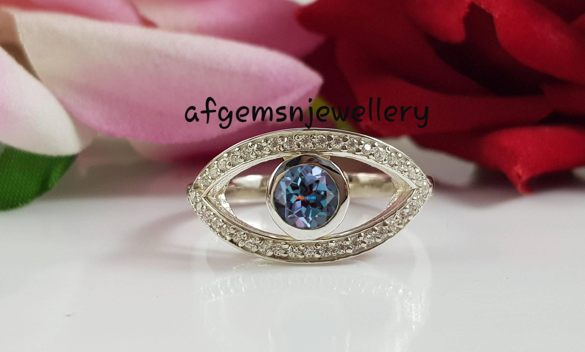 Zierlich Alexandrit Ring Sterling Silber Rundschliff Juni Geburtsstein Farbwechsel Edelstein von AFGEMSNJEWELLERY