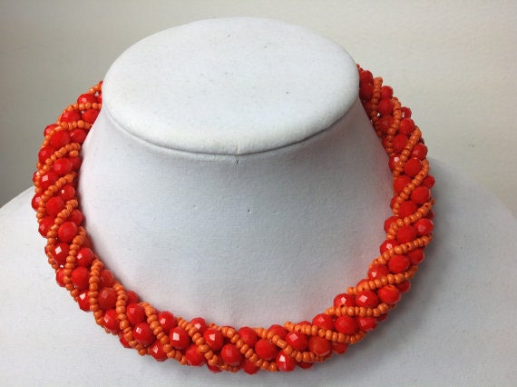 Coral Crystal Bead Halsketten Set Oranger Schmuck Coral Crystal Bead Halsketten Set Oranger Schmuck von AFRICANFABRICSPOT