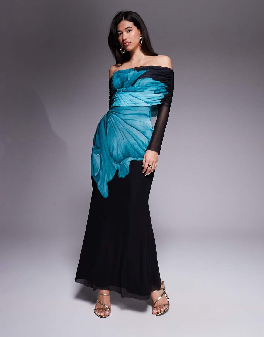 AFRM - Schulterfreies Maxikleid aus Stretch-Netzstoff in Schwarz mit Blumenprint in Petrol-Grün von AFRM