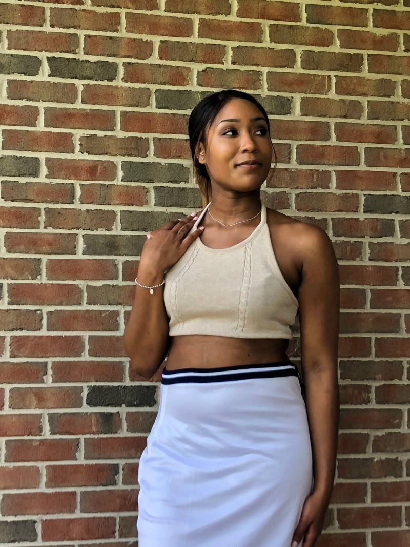 Beige Krawatte Hals Und Rücken Neckholder Oben Beige Krawatte Hals Und Rücken Neckholder Oben von AFamilysWorth