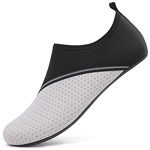 AGSOFT Badeschuhe Schwimmschuhe Wassersportschuhe Atmungsaktiv Schnell Trocknend Strandschuhe rutschfeste Leichte Surfschuhe Aquaschuhe für Damen Herren Grau(35 EU) von AGSOFT