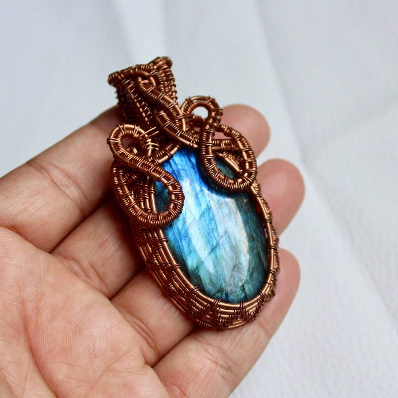 Seltene Natürliche Labradorit Edelstein Kupfer Draht Eingewickelt Handgemachte Anhänger Schönes Design Wrap Schmuck Size.70x34x9 Mm. Pflege . 238 von AHMEDGEMSBEADS
