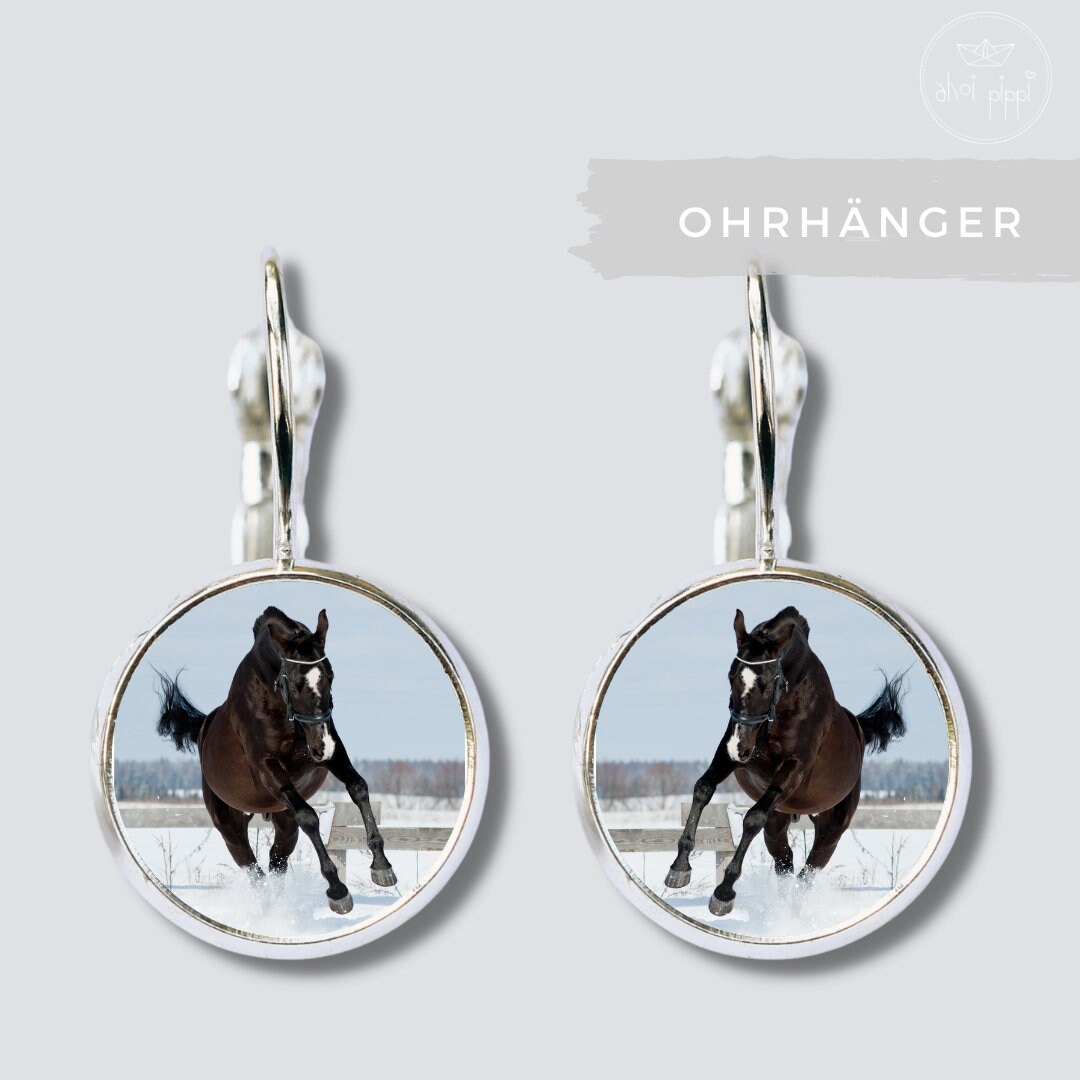 Ohrringe Mit Schwarzem Pferd Im Schnee - Ein Tolles Geschenk Für Alle Pferdefans von AHOIPippi