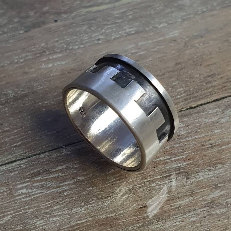 Außergewöhnlicher Ring, Silber Geschwärzt, Gemustert, Einzigartig, 925, Silber, Ritterring von AHeinzeGoldschmiedin