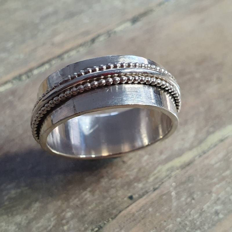 Breiter Silberring Mit Dünnem Draht, Ring Silberdraht, Perldraht, Aus Draht von AHeinzeGoldschmiedin