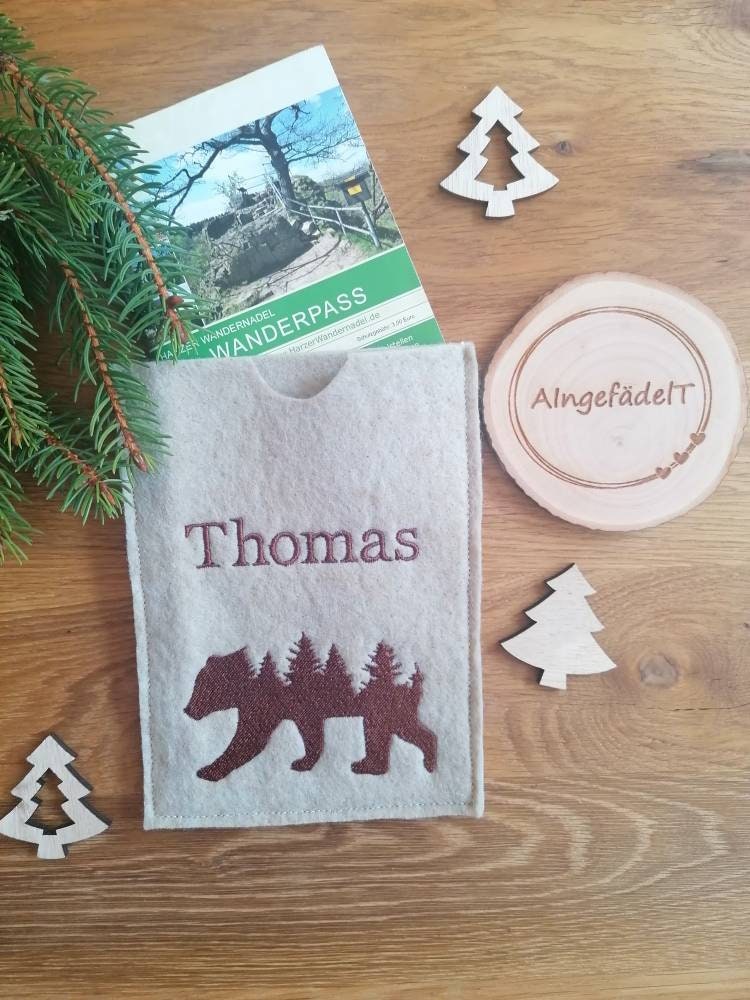 Bestickte Filz Wanderpass Hülle - Passend Zb. Für Stempelheft Harzer Wandernadel von AIngefaedelT