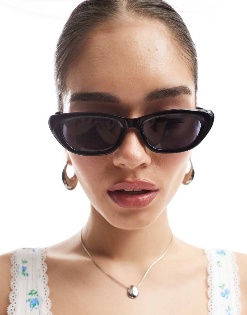 AJ Morgan - Cat-Eye-Sonnenbrille in Schwarz von AJ Morgan